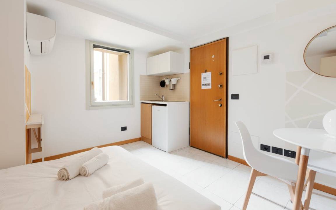 Photo of Bedroom in Magenta