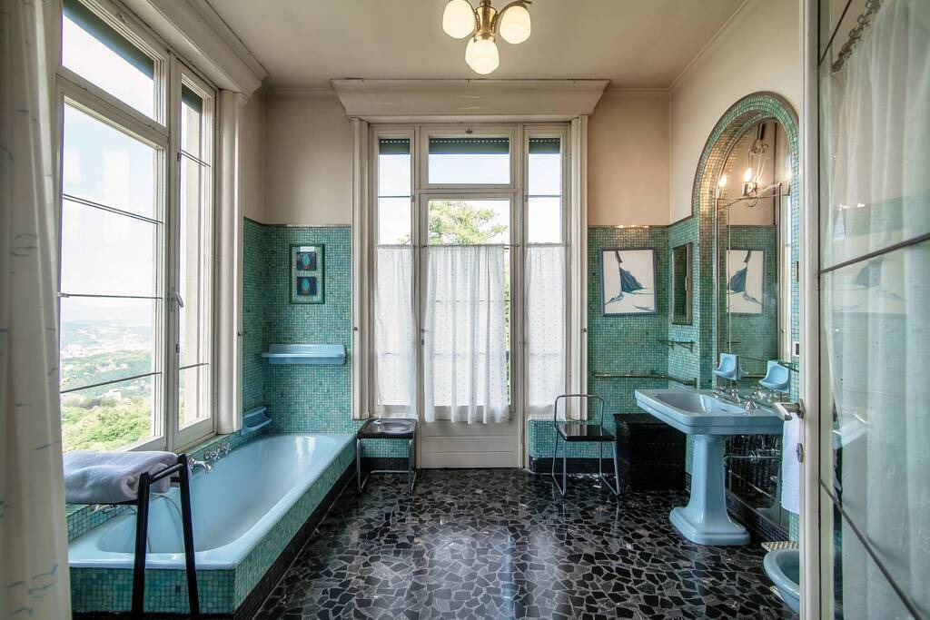 Photo of Bathroom in Brunate