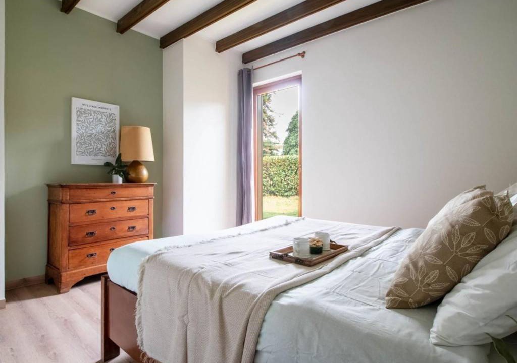 Photo of Bedroom in Porto Valtravaglia