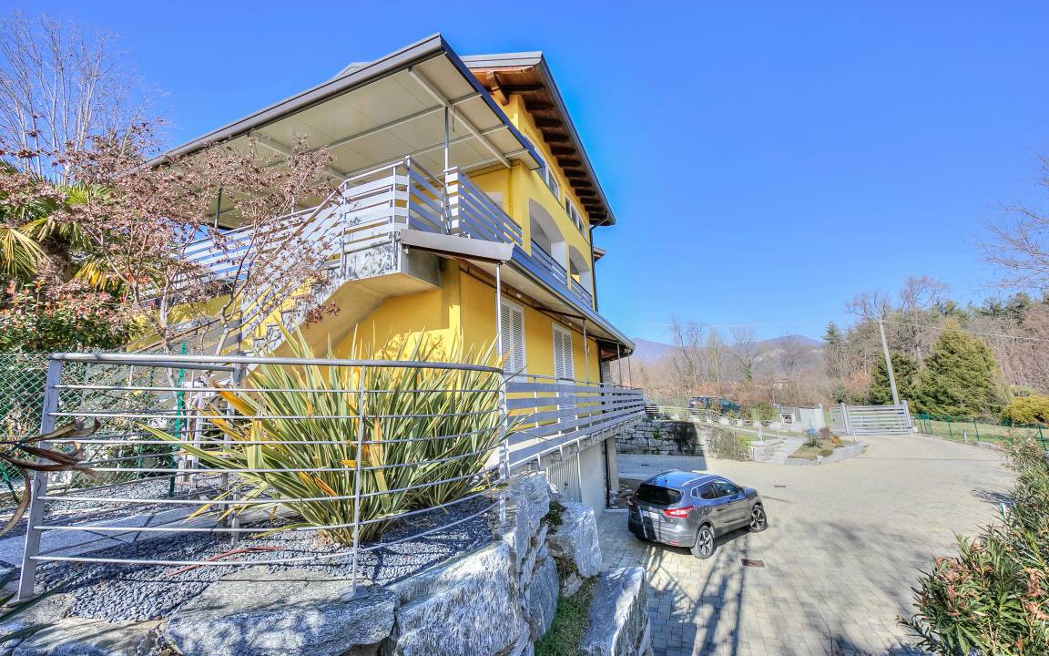 Photo of Buildings in Arolo