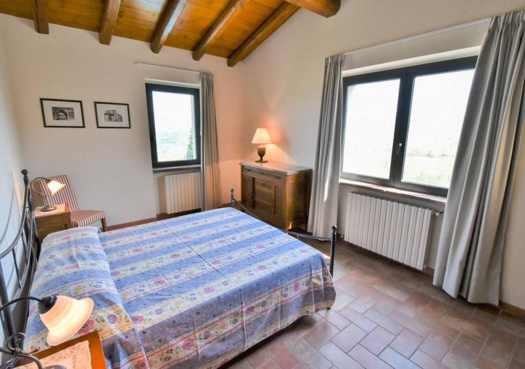 Photo of Bedroom in Castana