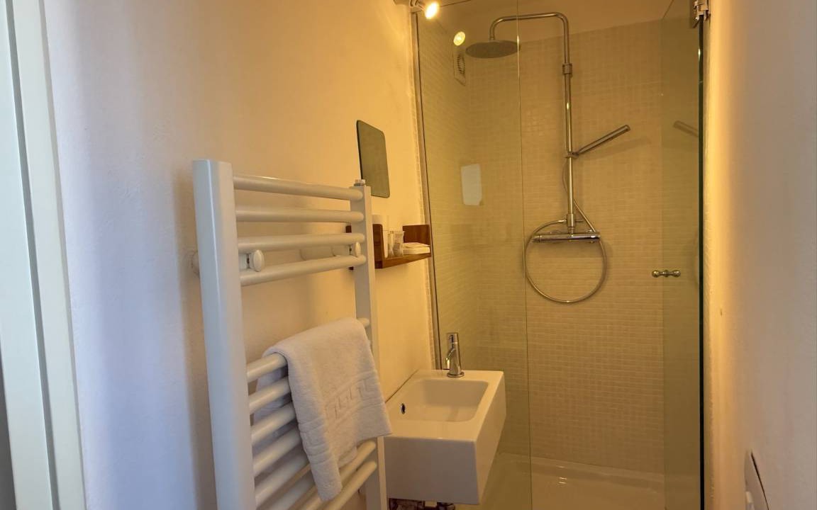Photo of Bathroom in Colonno