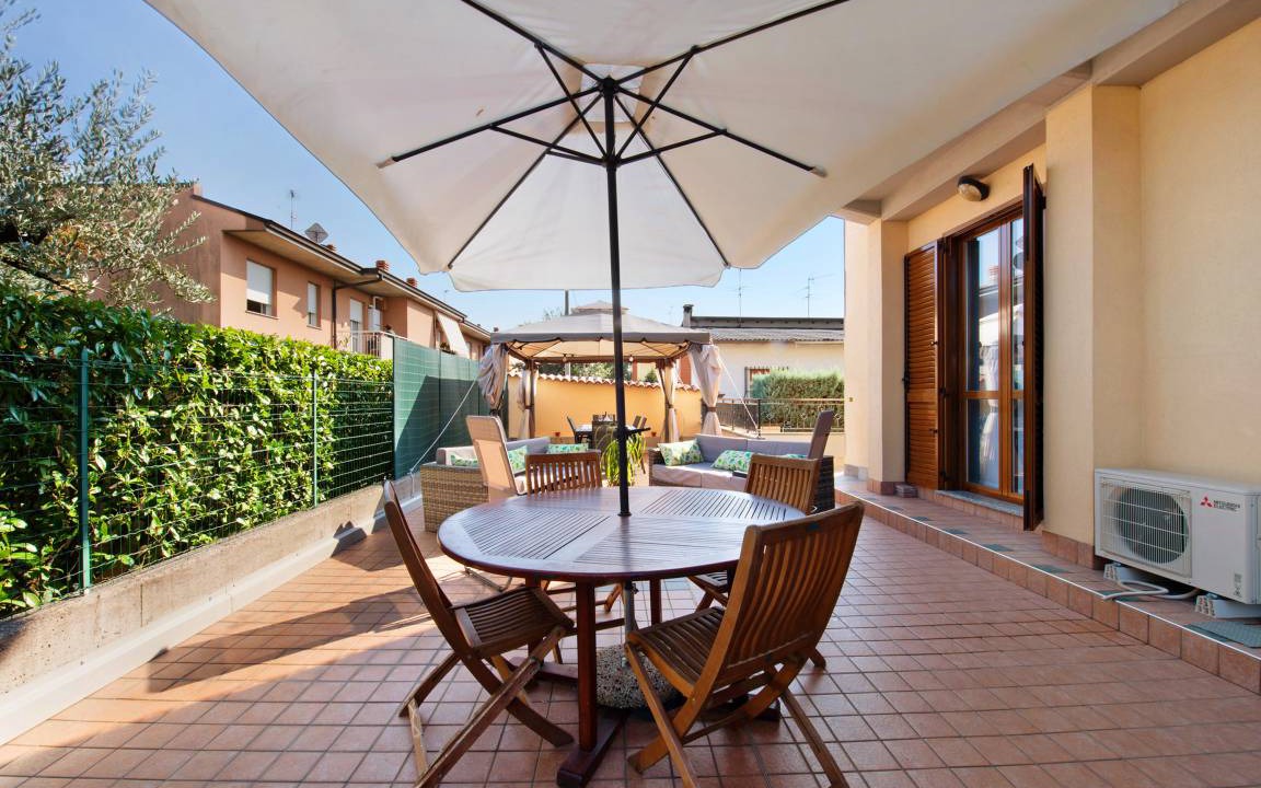 Photo of Patio Balcony in Osio Sotto