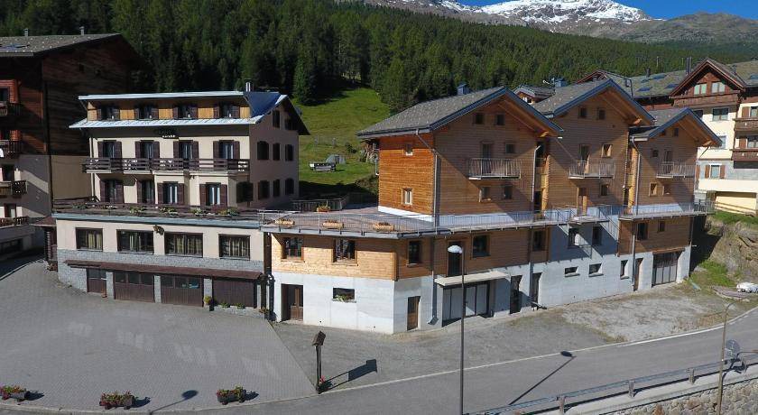 Photo of Buildings in Santa Caterina Valfurva