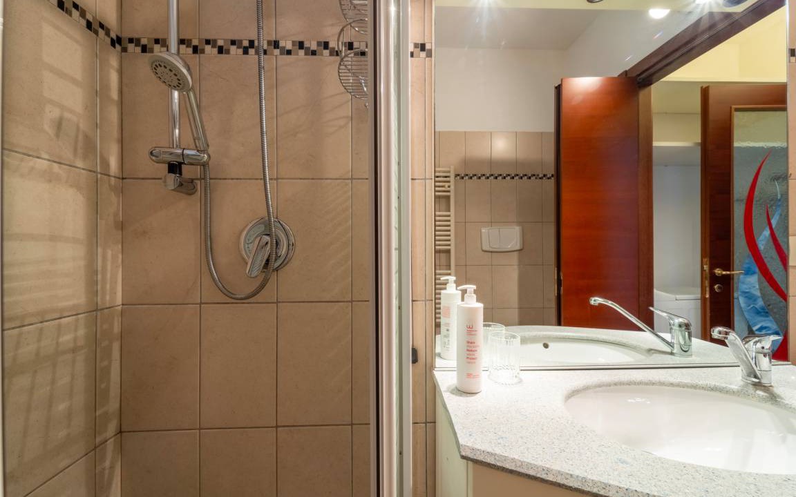 Photo of Bathroom in Albate