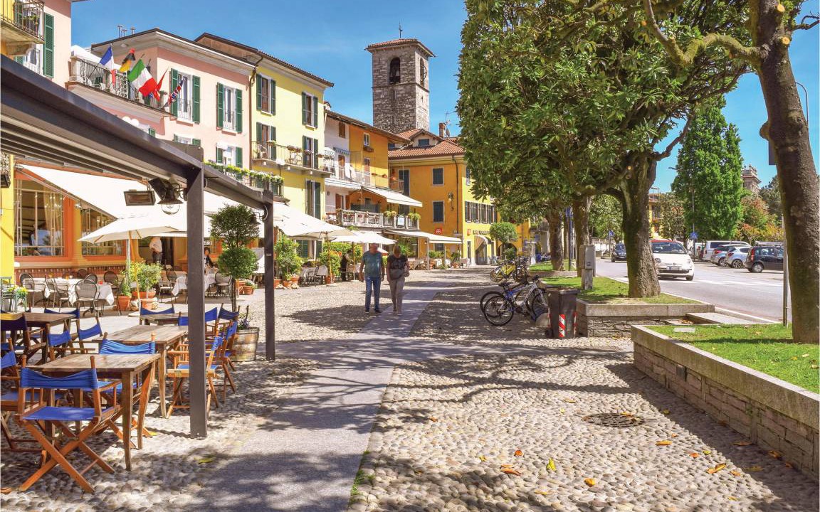 Photo of Others in Luino