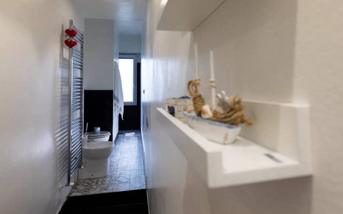 Photo of Bathroom in Chinatown