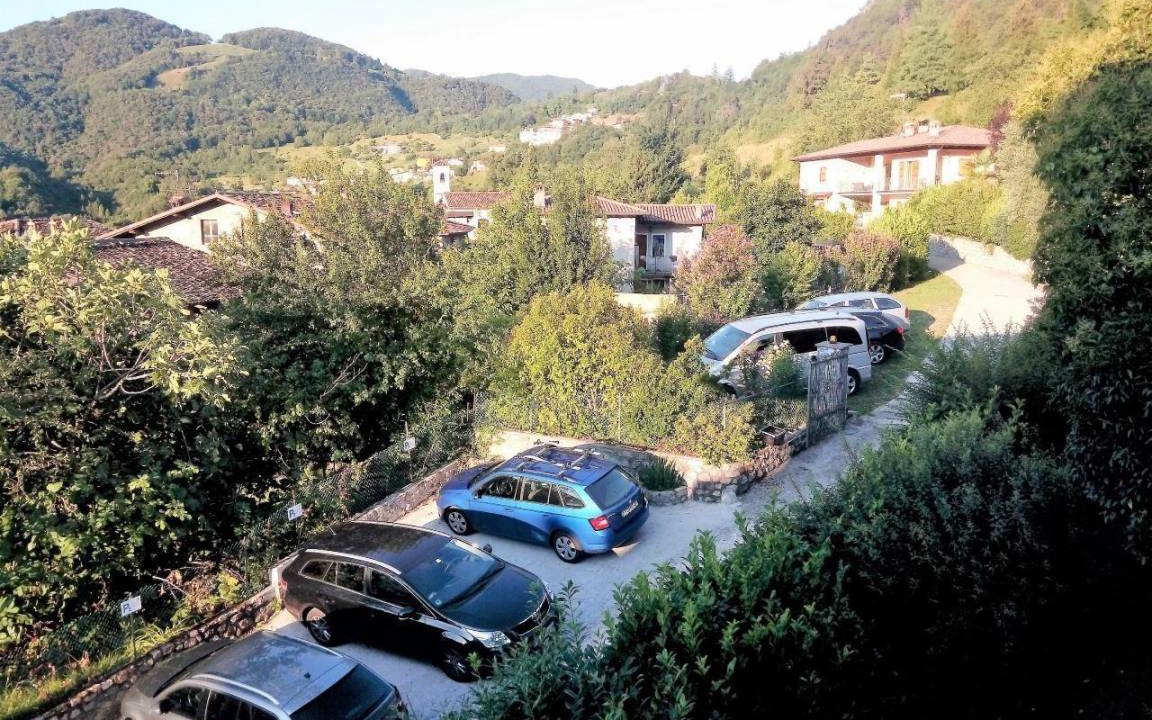 Photo of Others in Vesio