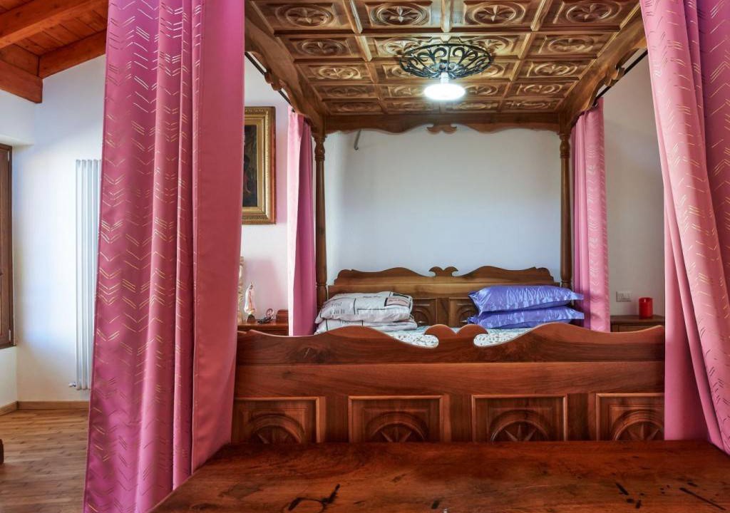 Photo of Bedroom in Naggio