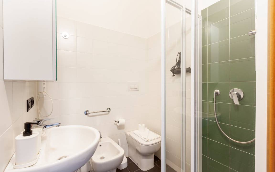 Photo of Bathroom in Magenta