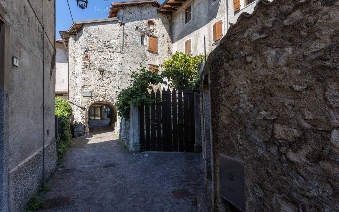 Photo of Buildings in Vesio