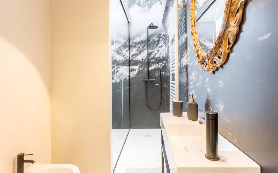 Photo of Bathroom in Lecco