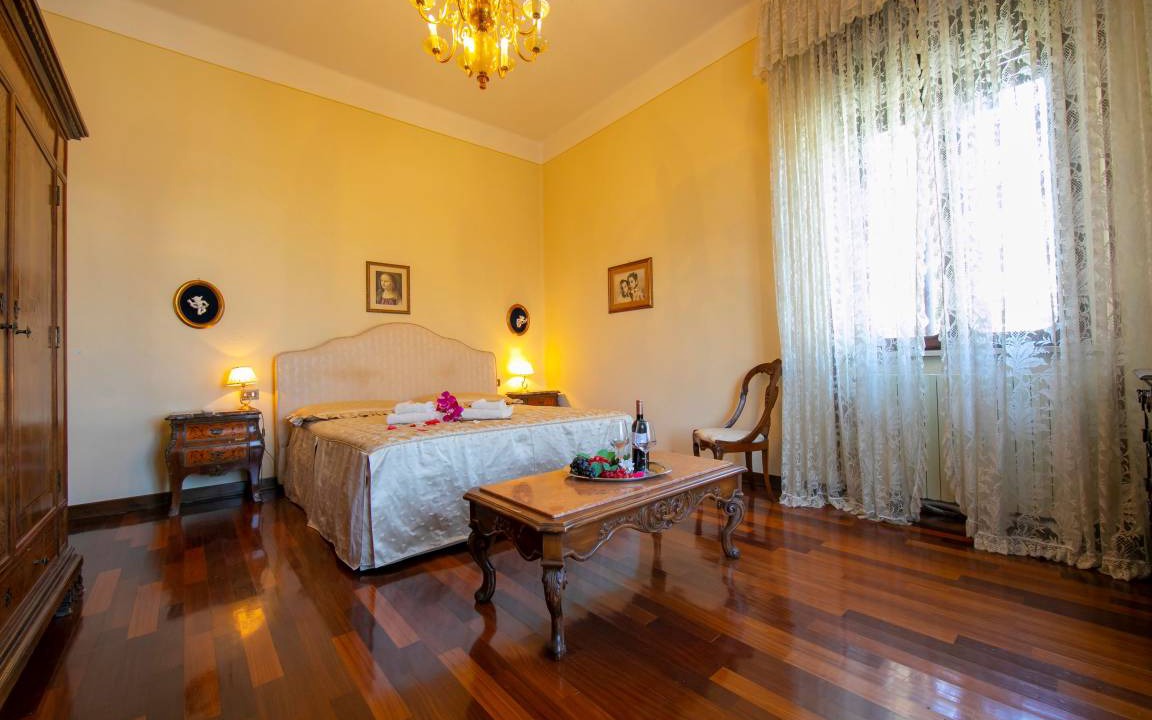 Photo of Bedroom in Desenzano del Garda