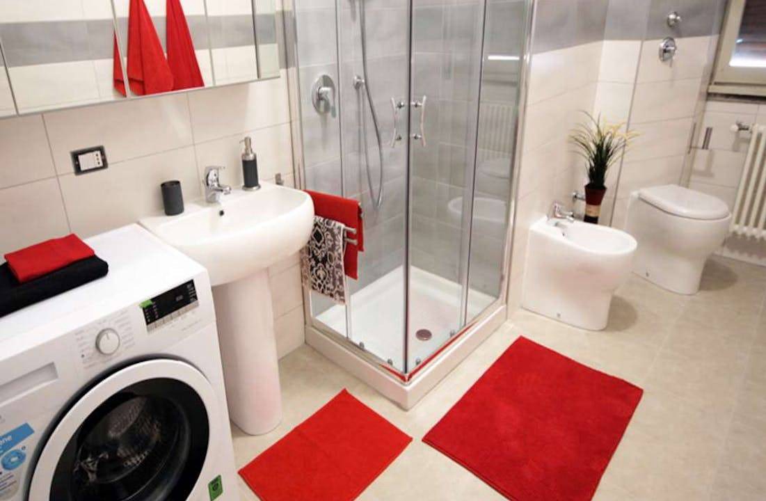 Photo of Bathroom in Affori