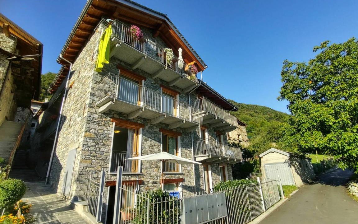 Photo of Buildings in Travisa