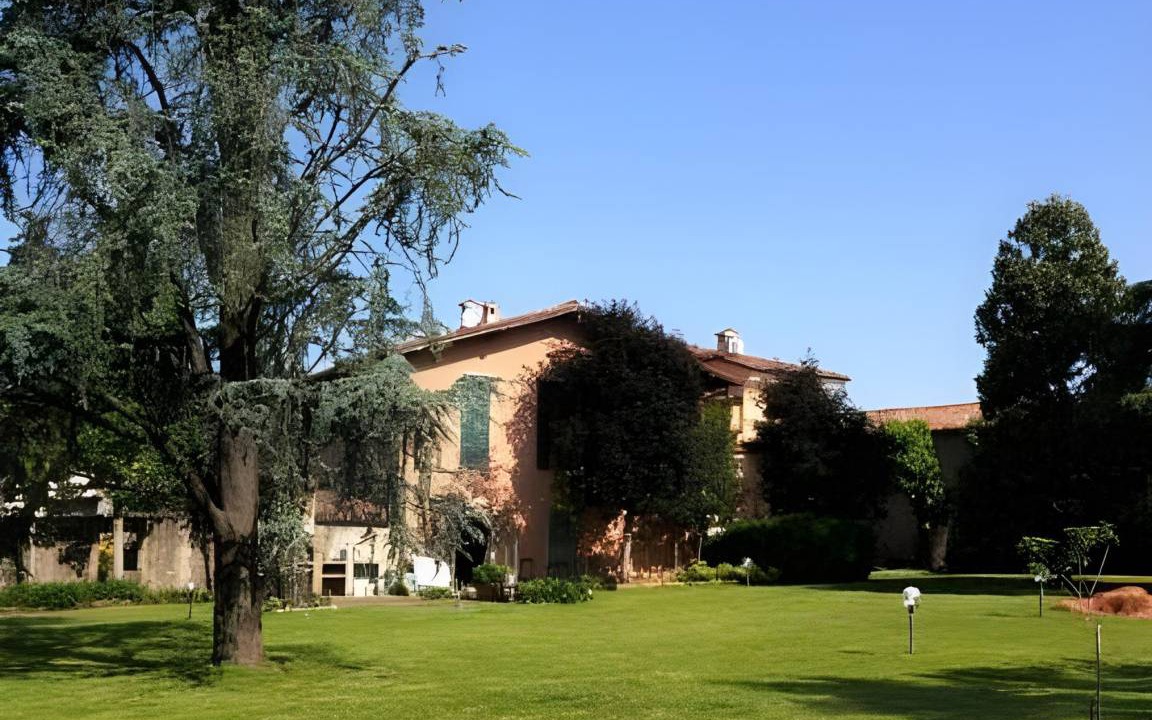 Photo of Others in Passirano