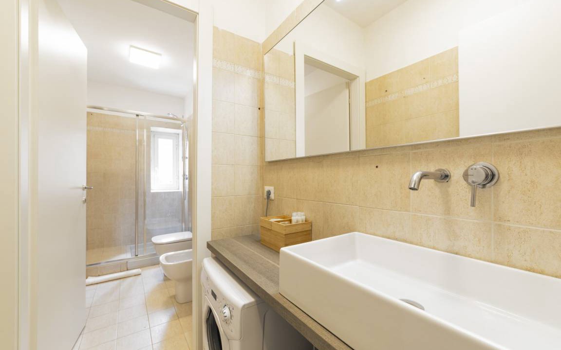 Photo of Bathroom in Chinatown