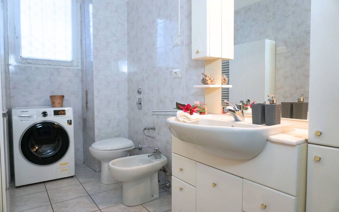 Photo of Bathroom in Pero