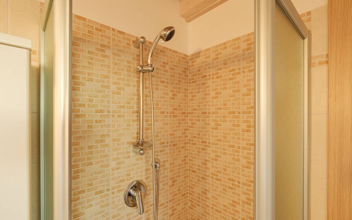 Photo of Bathroom in Plassi