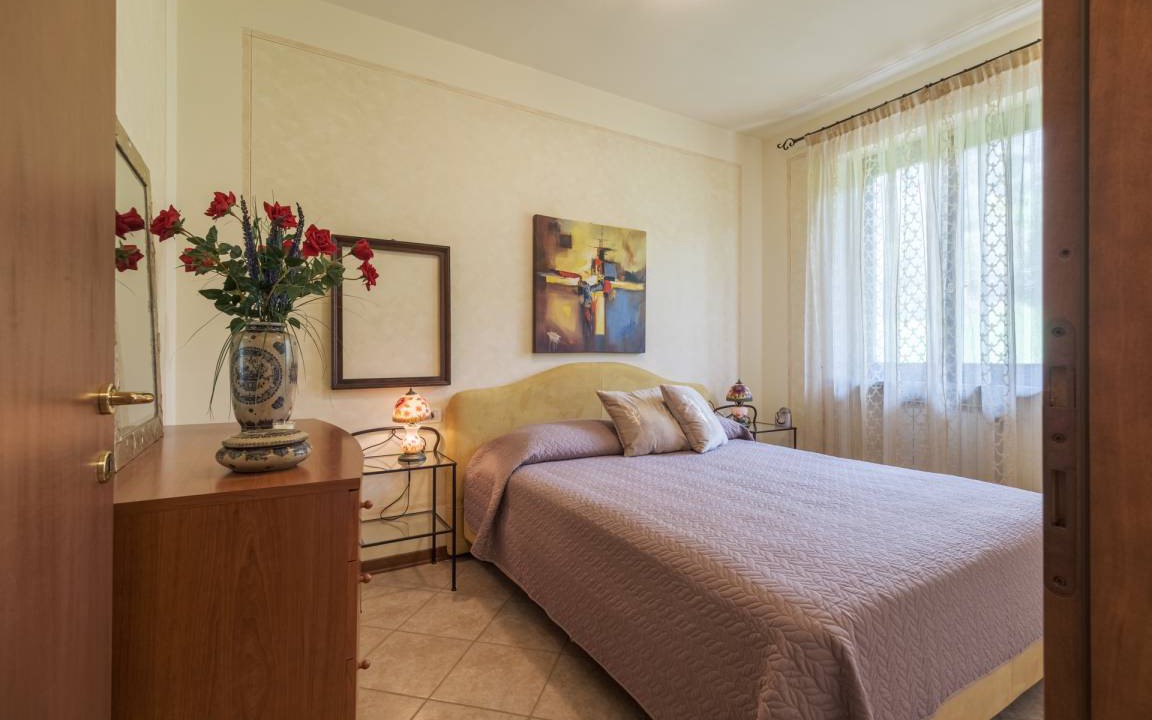 Photo of Bedroom in Sale Marasino