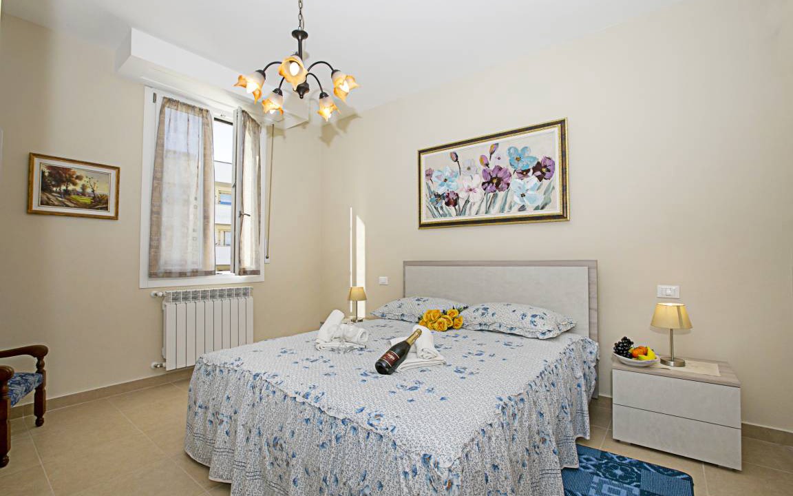 Photo of Bedroom in Desenzano del Garda