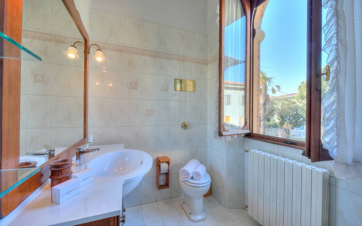 Photo of Bathroom in Desenzano del Garda