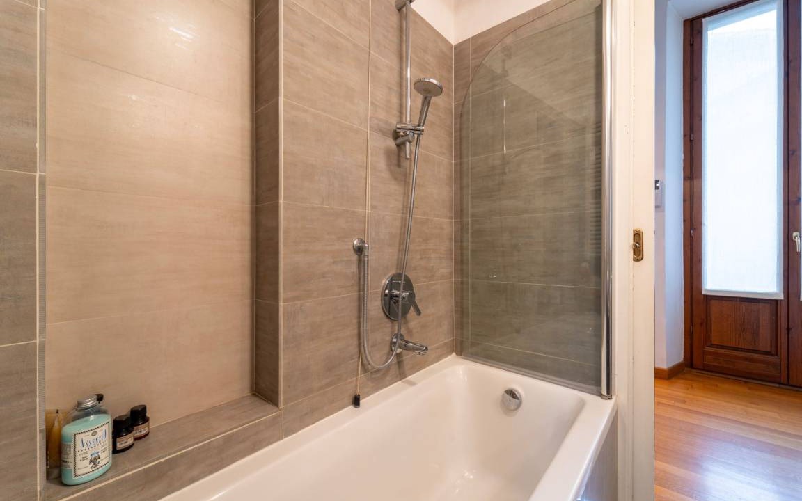 Photo of Bathroom in Isola