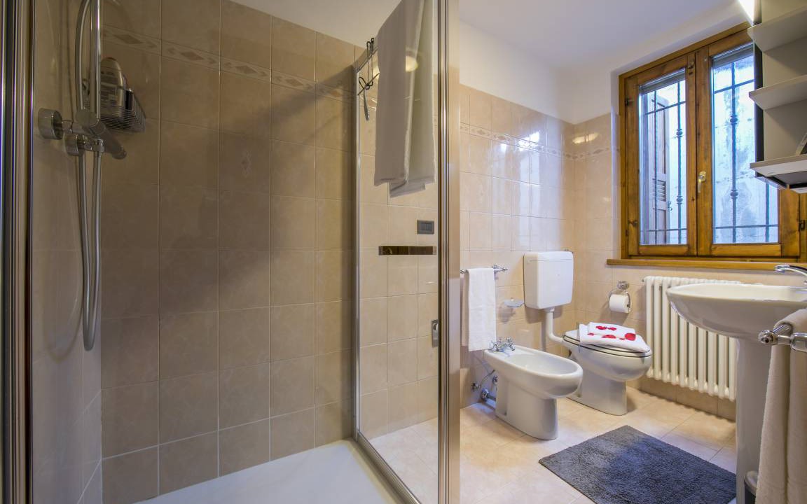 Photo of Bathroom in Germasino