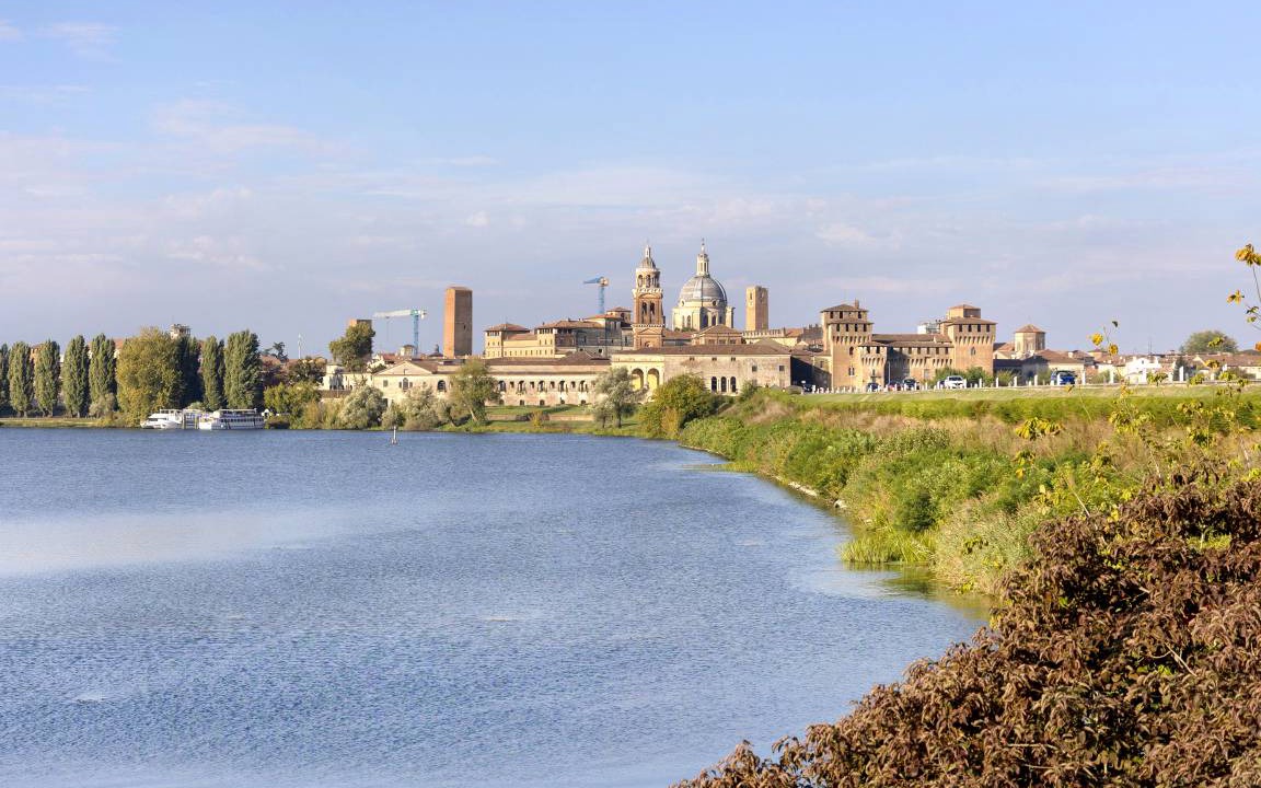 Photo of Others in Mantua