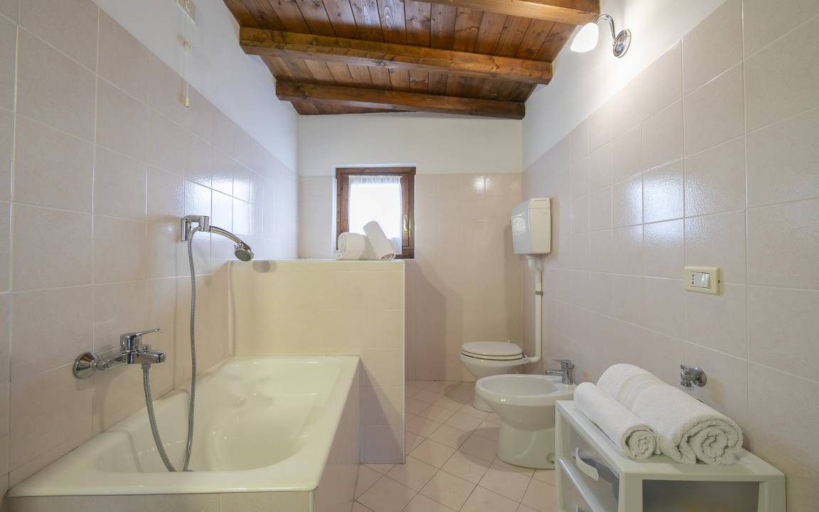 Photo of Bathroom in Toscolano Maderno