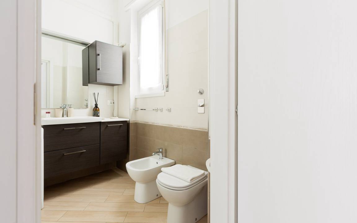 Photo of Bathroom in Giambellino