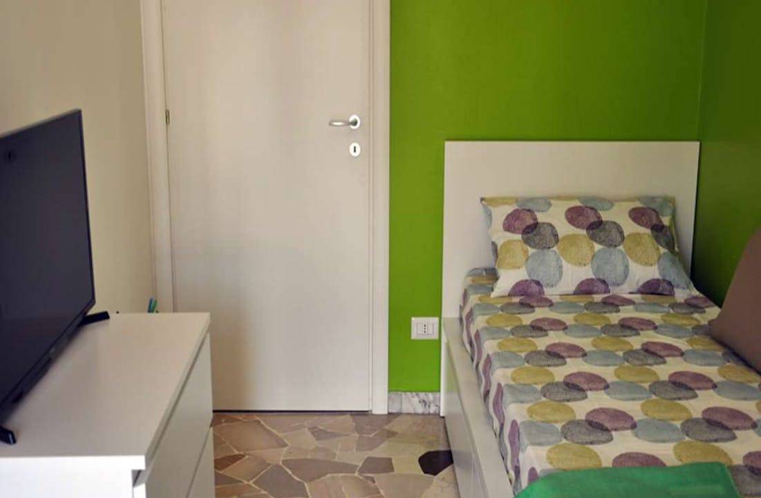 Photo of Bedroom in Affori