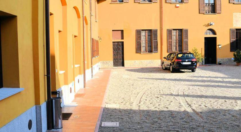 Photo of Others in Trezzano sul Naviglio