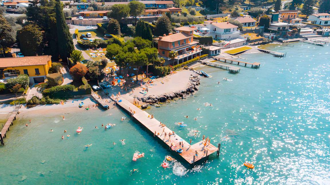Photo of Others in Portese