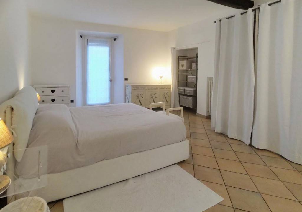 Photo of Bedroom in Lecco