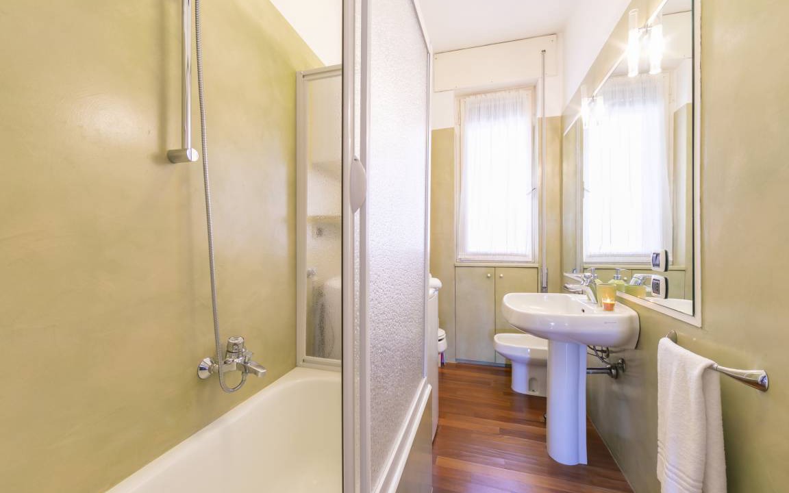 Photo of Bathroom in Laveno