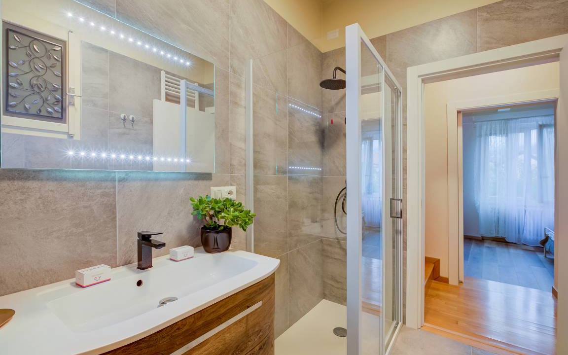 Photo of Bathroom in Gavirate