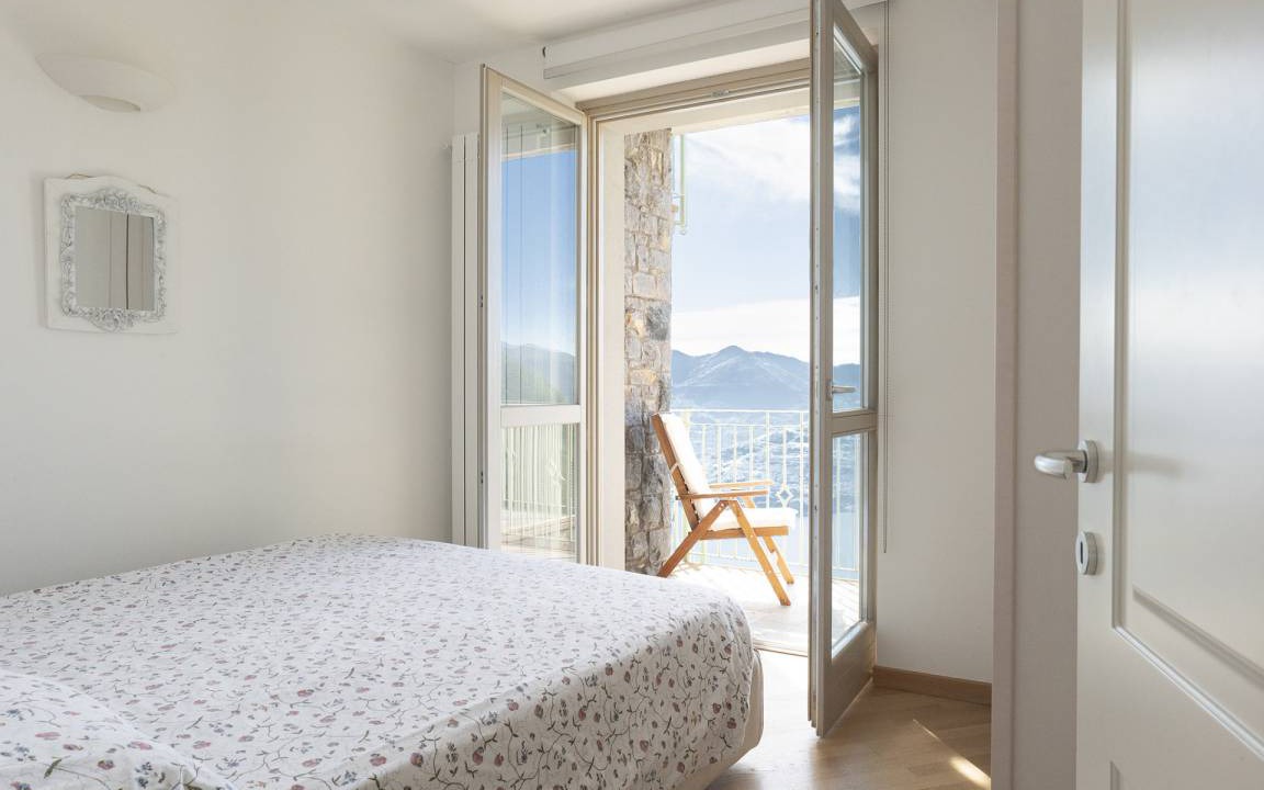 Photo of Bedroom in Plassi