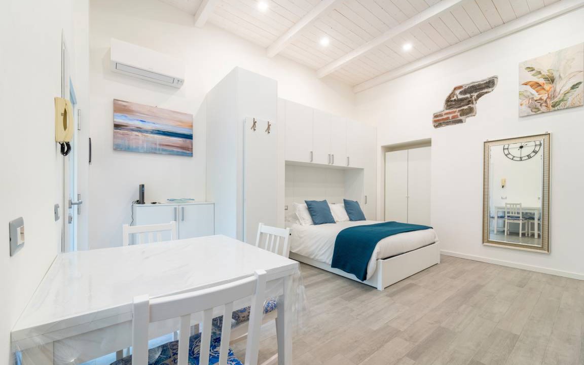 Photo of Bedroom in Como