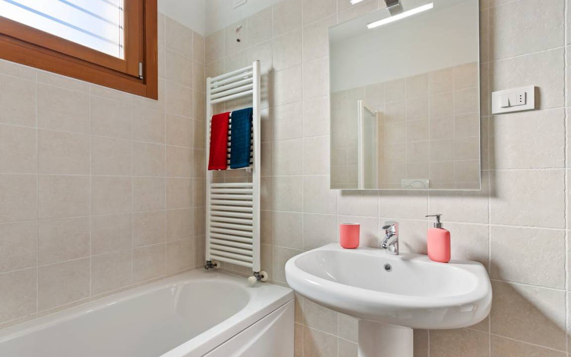 Photo of Bathroom in Perledo