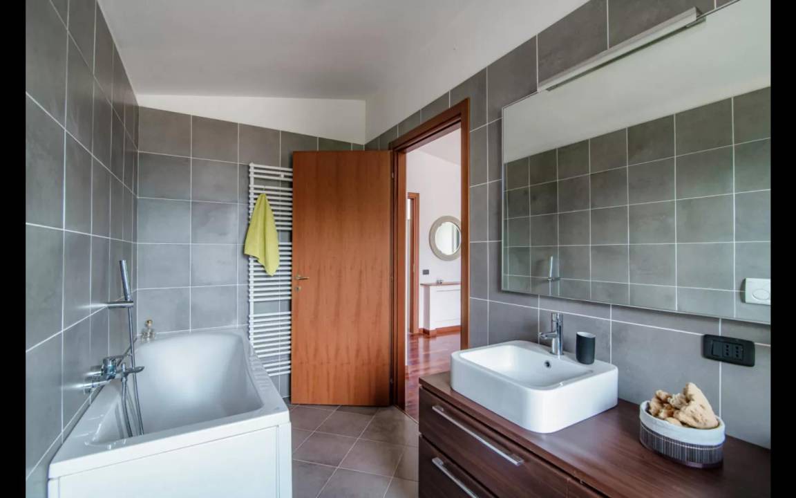 Photo of Bathroom in Laglio