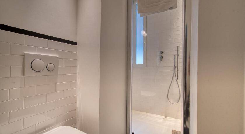 Photo of Bathroom in Central Station