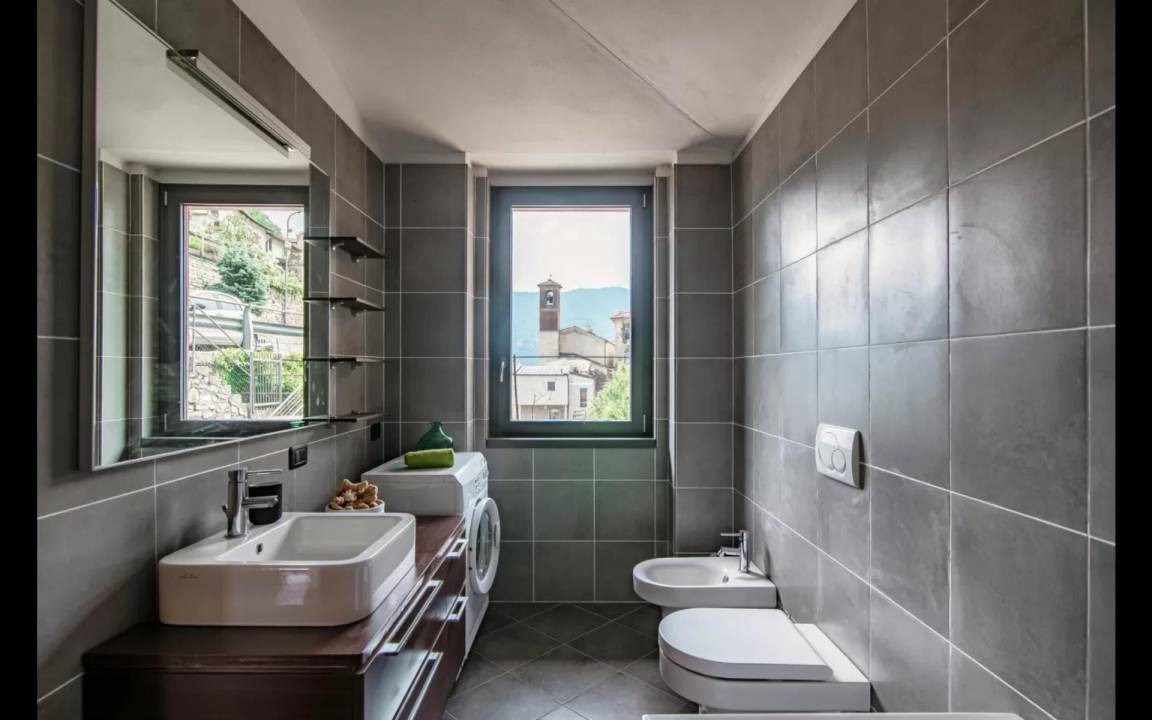 Photo of Bathroom in Laglio