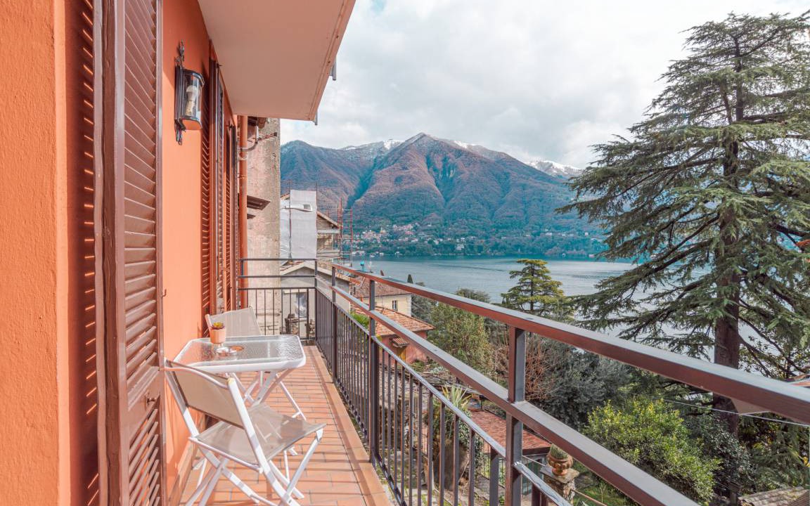 Photo of Patio Balcony in Carate Urio