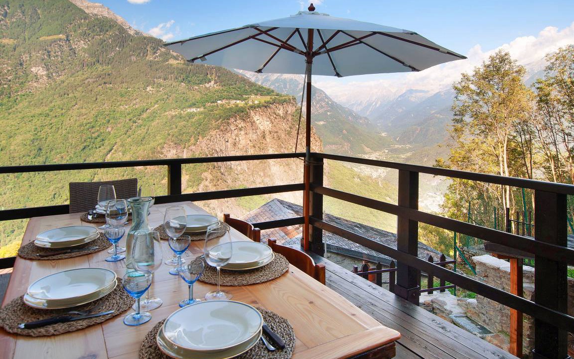 Photo of Patio Balcony in San Giacomo Filippo