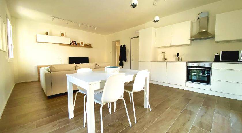 Photo of Kitchen in Sale Marasino