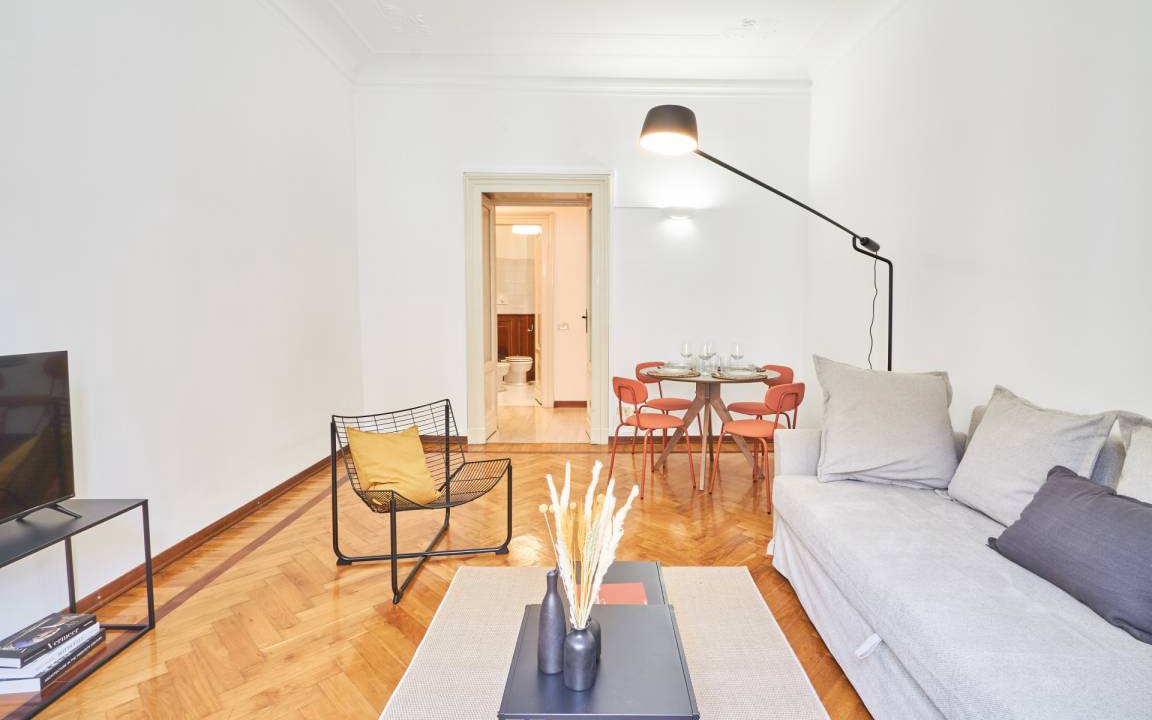 Photo of Livingroom in Magenta