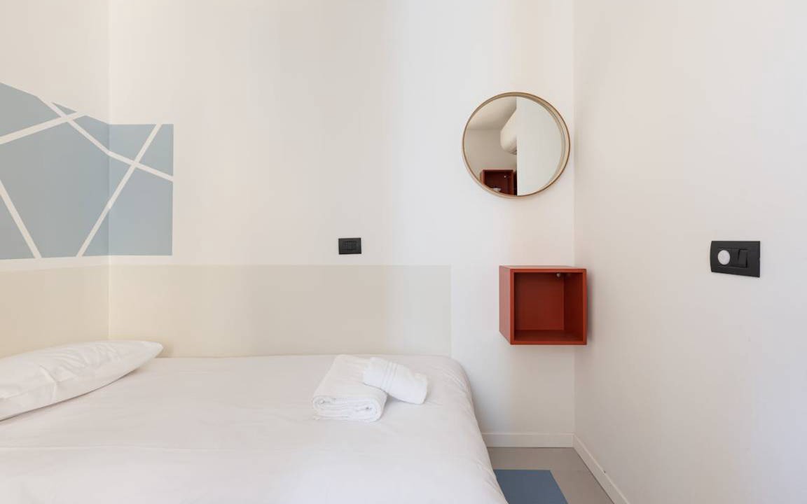 Photo of Bedroom in Magenta