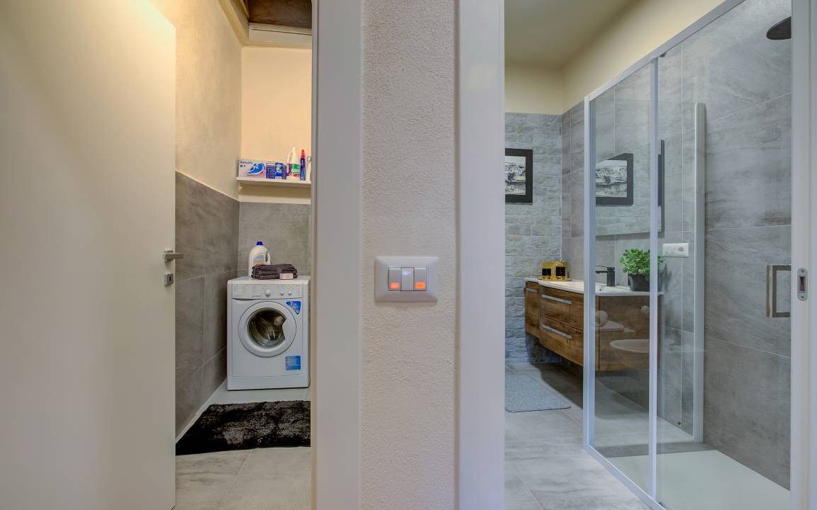 Photo of Bathroom in Gavirate