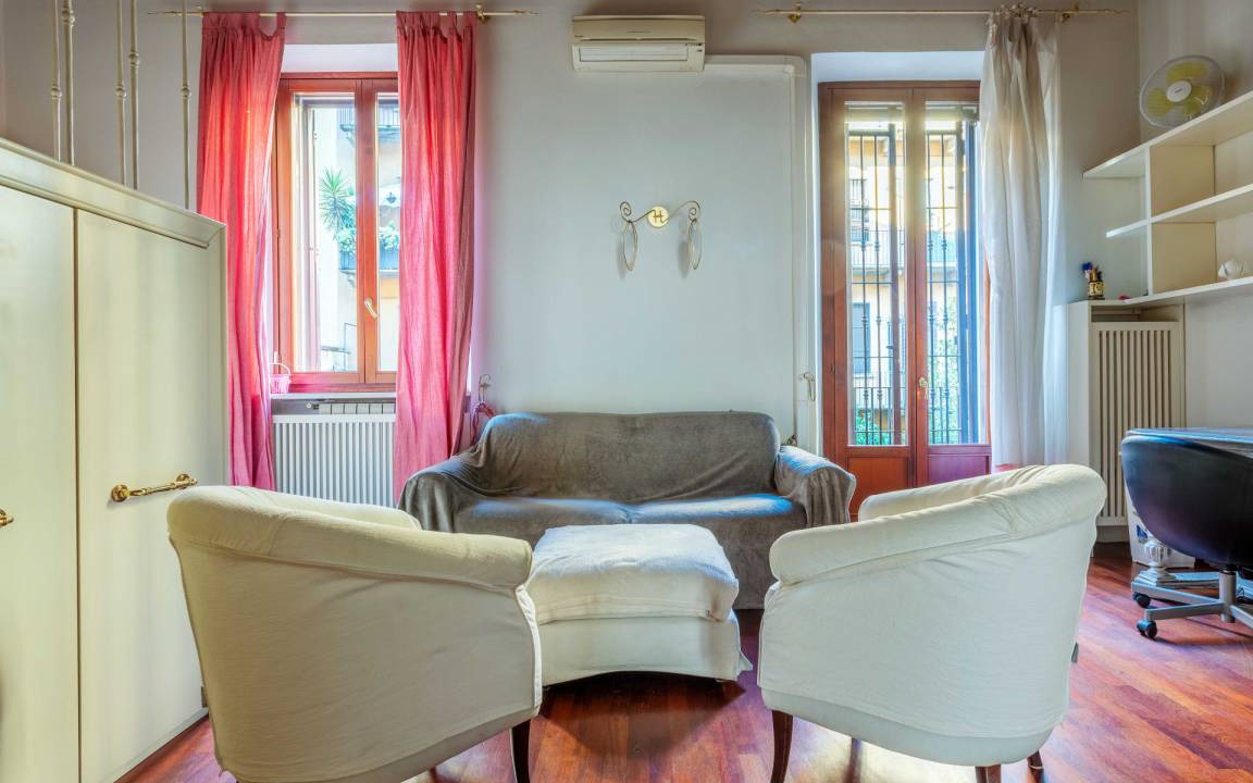 Photo of Livingroom in Navigli